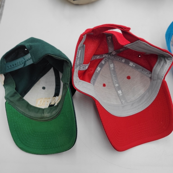 Lot of ajga and random hats - Picture 4 of 13